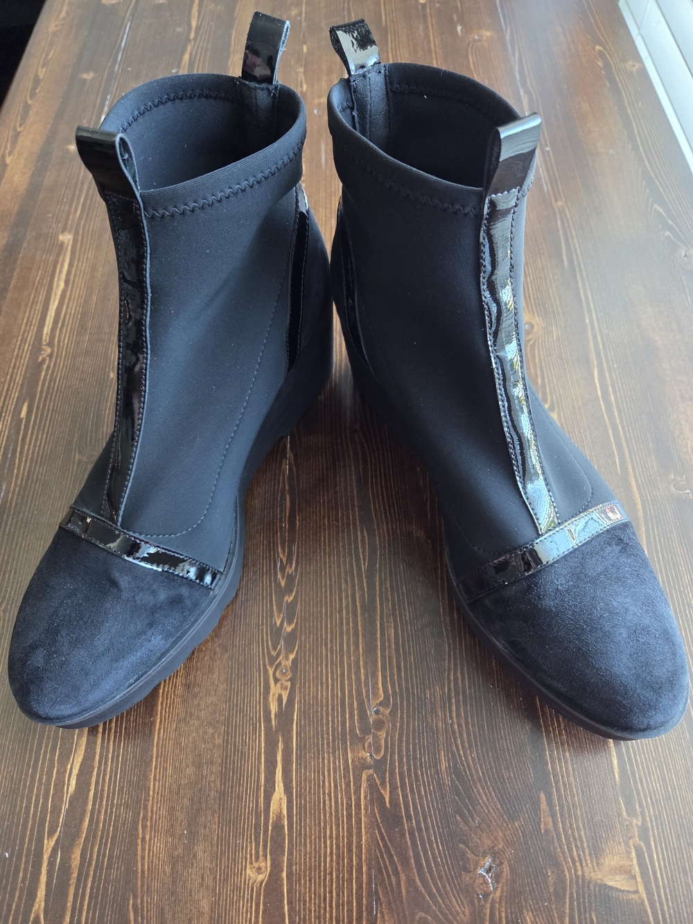 DIBIA Spain Mixed-Media Suede & Patent Leather Sock Ankle Boots | EU 40